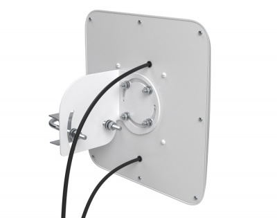 Антенна BAS-2321 FLAT Combi MiMO